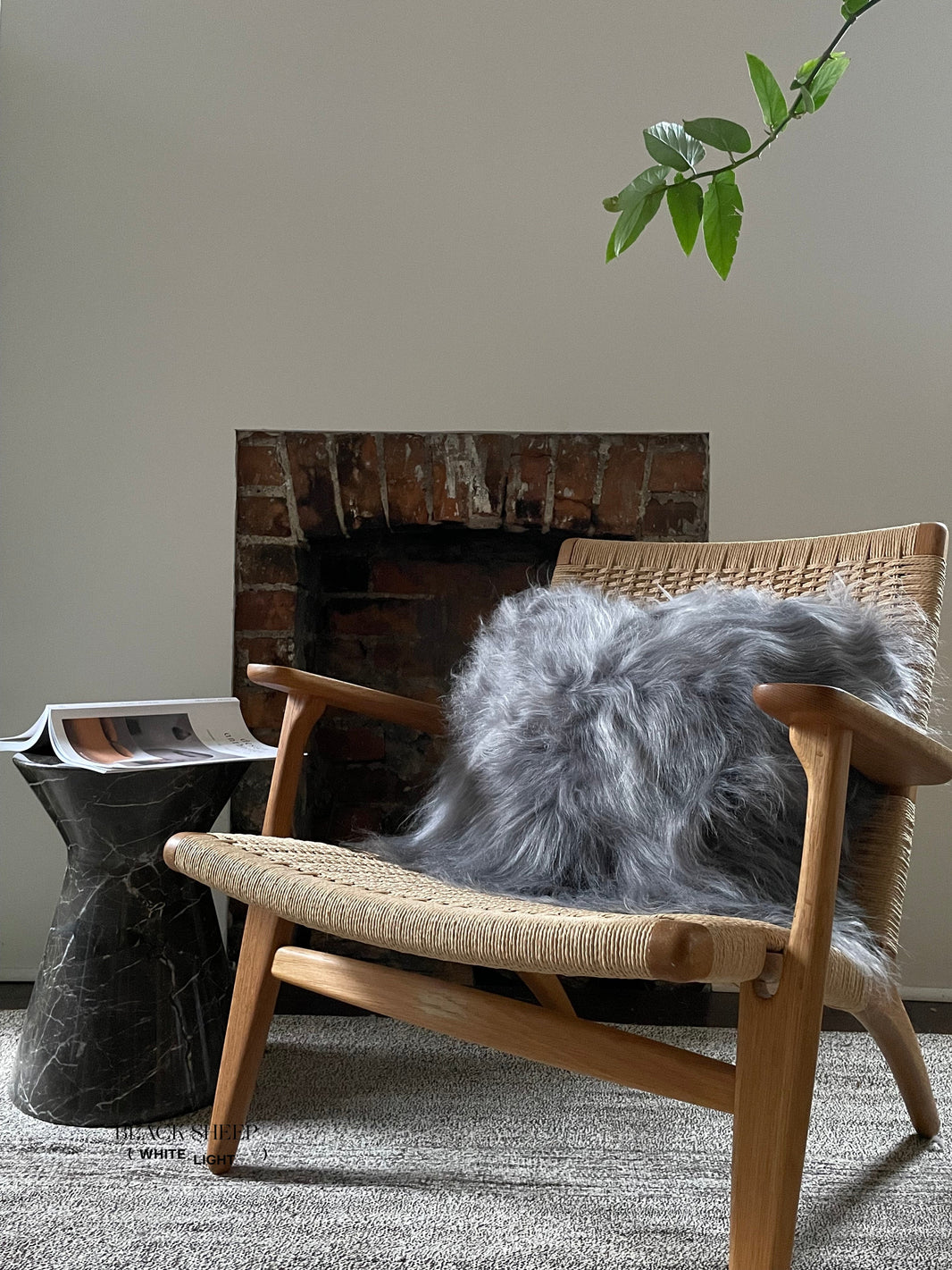 Quadratisches Silbernes Isländisches Lammfell-KissenbezugEX-STOCK Canada