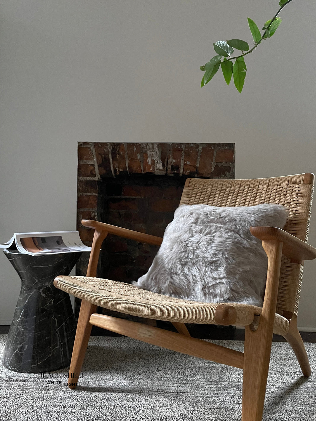 Quadratisches, geschorenes Leinen, isländisches Lammfell-KissenbezugEX-STOCK Canada