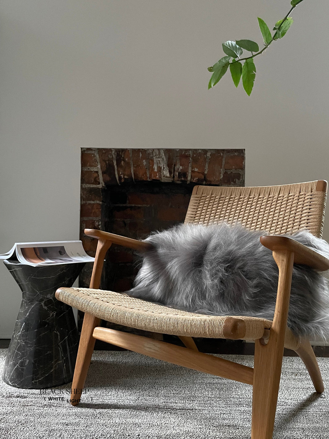 Rechteckiger Kissenbezug aus isländischem SchafsfellEX-STOCK Canada