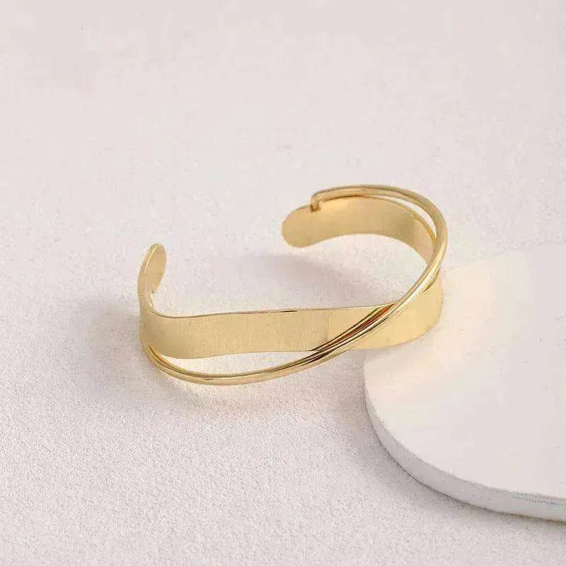 Irregular Gold Wave Bracelet Adjustable - EX-STOCK Canada
