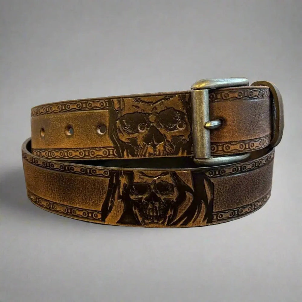 Cinturón para hombre Keldon Grain Leather con diseño de calavera Shain y hebilla desmontableEX-STOCK Canada
