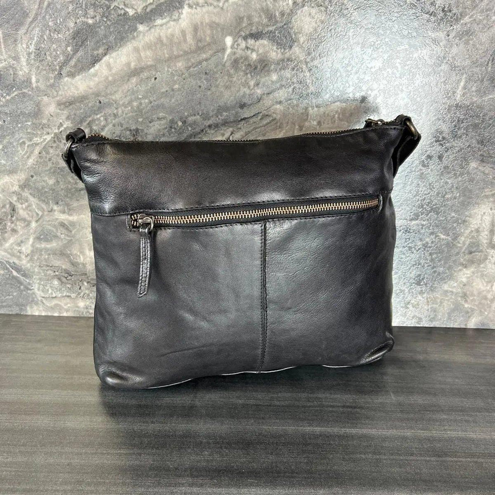 Borsa a tracolla in pelle MET con doppie tasche con cerniera