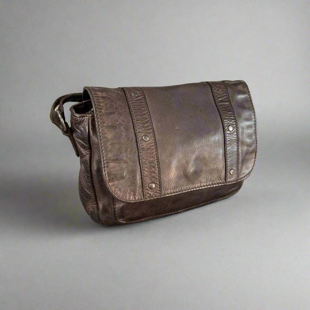 Sac bandoulière en cuir clouté METEX-STOCK Canada