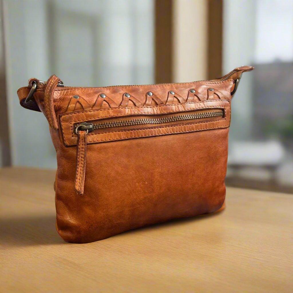 MET V Stitch Crossbody LederhandtascheEX-STOCK Canada