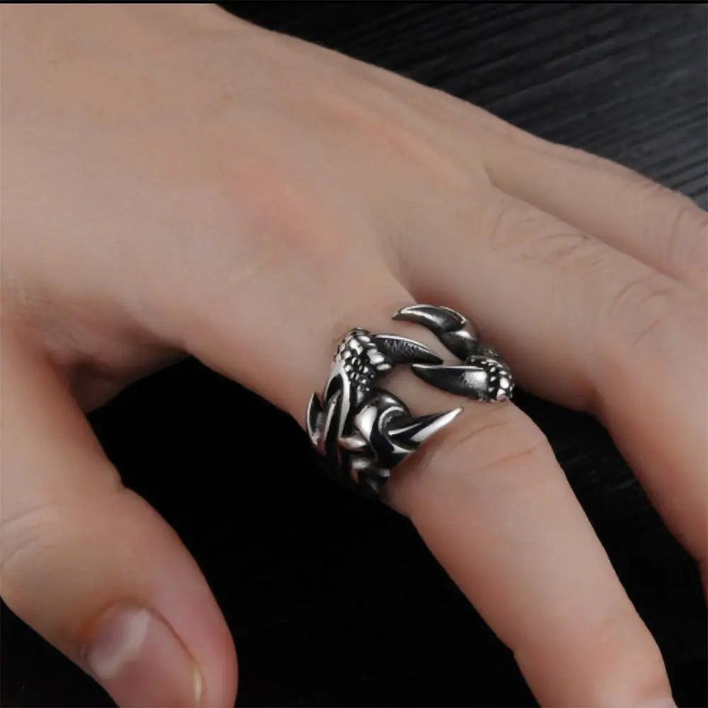 Bague en griffes de dragon ouverte dominatrice pour hommes, bijoux punk en chrome, bague en acier titane griffes de dragon cœur pour hommes - EX-STOCK Canada