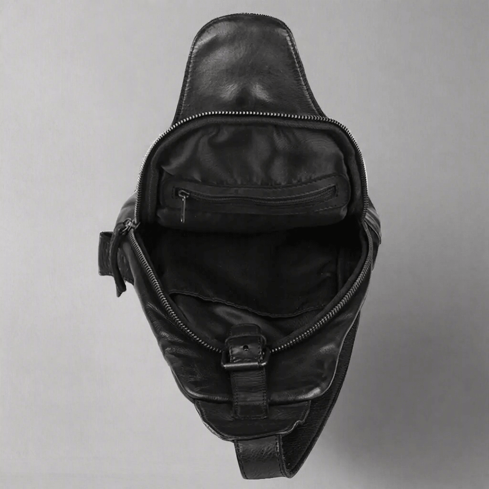Zaino da petto in pelle con spalle scoperteEX-STOCK Canada
