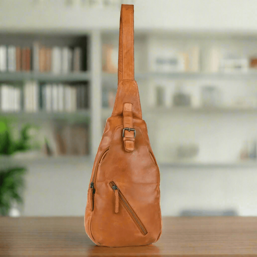 Zaino da petto in pelle con spalle scoperteEX-STOCK Canada