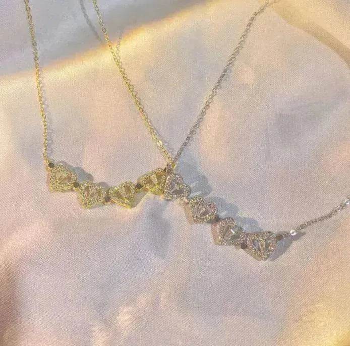 Retro Magnetic Folding Heart Shaped Four Leaf Clover Pendant Women Necklace - EX-STOCK Canada