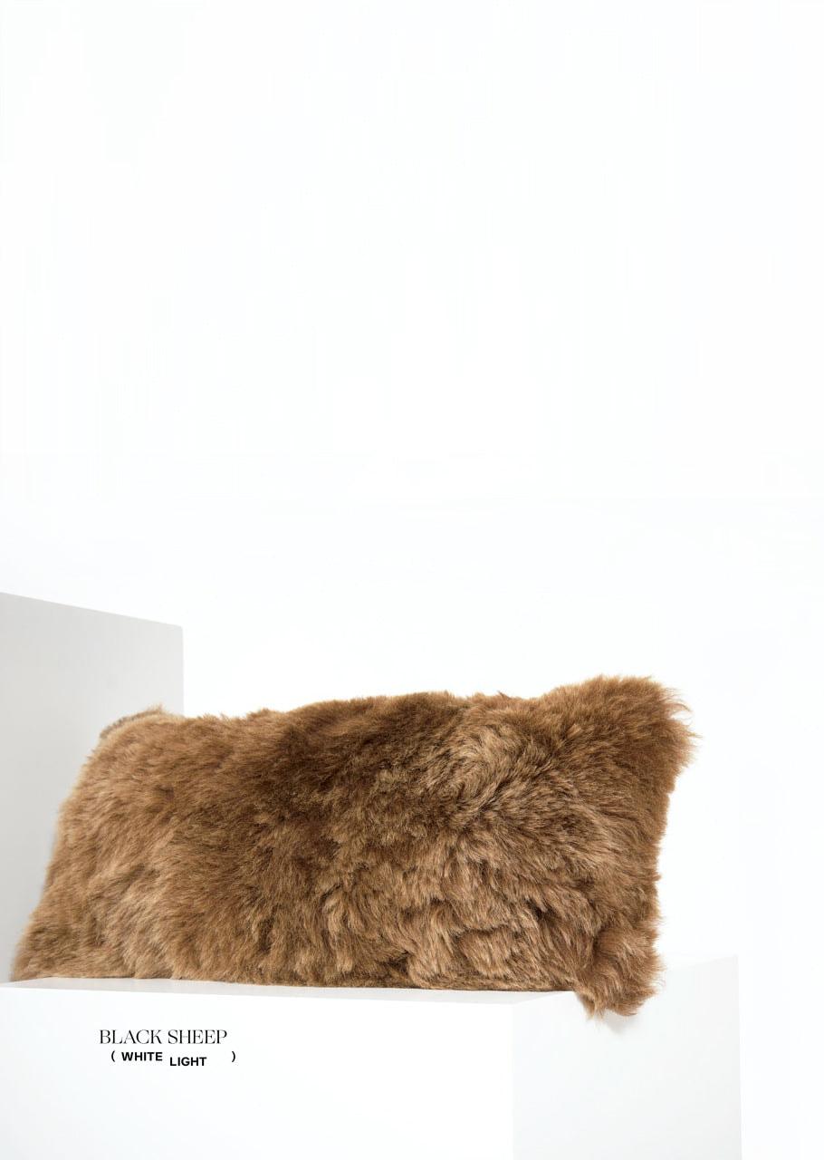 Fodera per cuscino rettangolare in pelle di pecora islandese marrone tosataEX-STOCK Canada