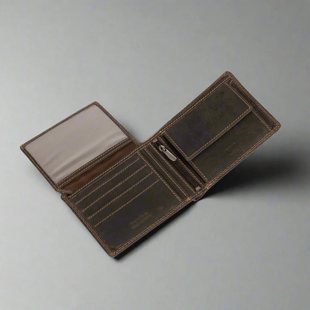 محفظة جلد رجالية من جرينوود. مصنوعة من جلد أويل بول أب مع تقنية حجب RFIDEX-STOCK Canada