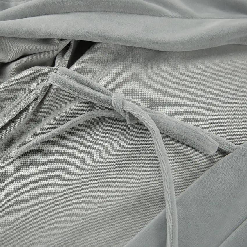 Conjunto de Pijama de Tres Piezas para Mujer: Camiseta de Manga Corta, Pantalones Cortos y Bata EX-STOCK Canada