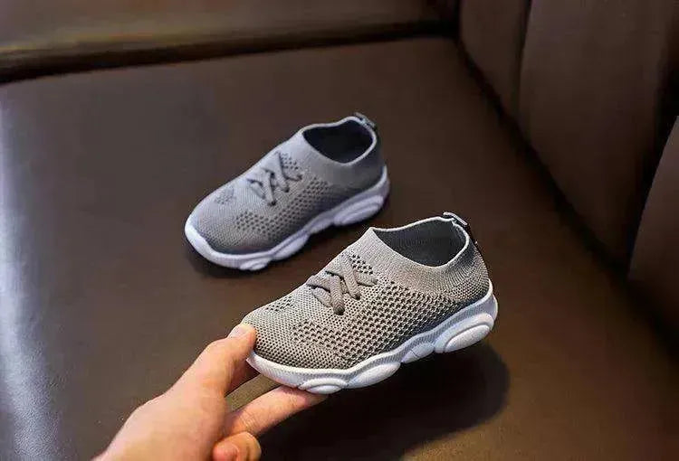 Chaussures pour enfants élégantes et antidérapantes - EX-STOCK CANADA