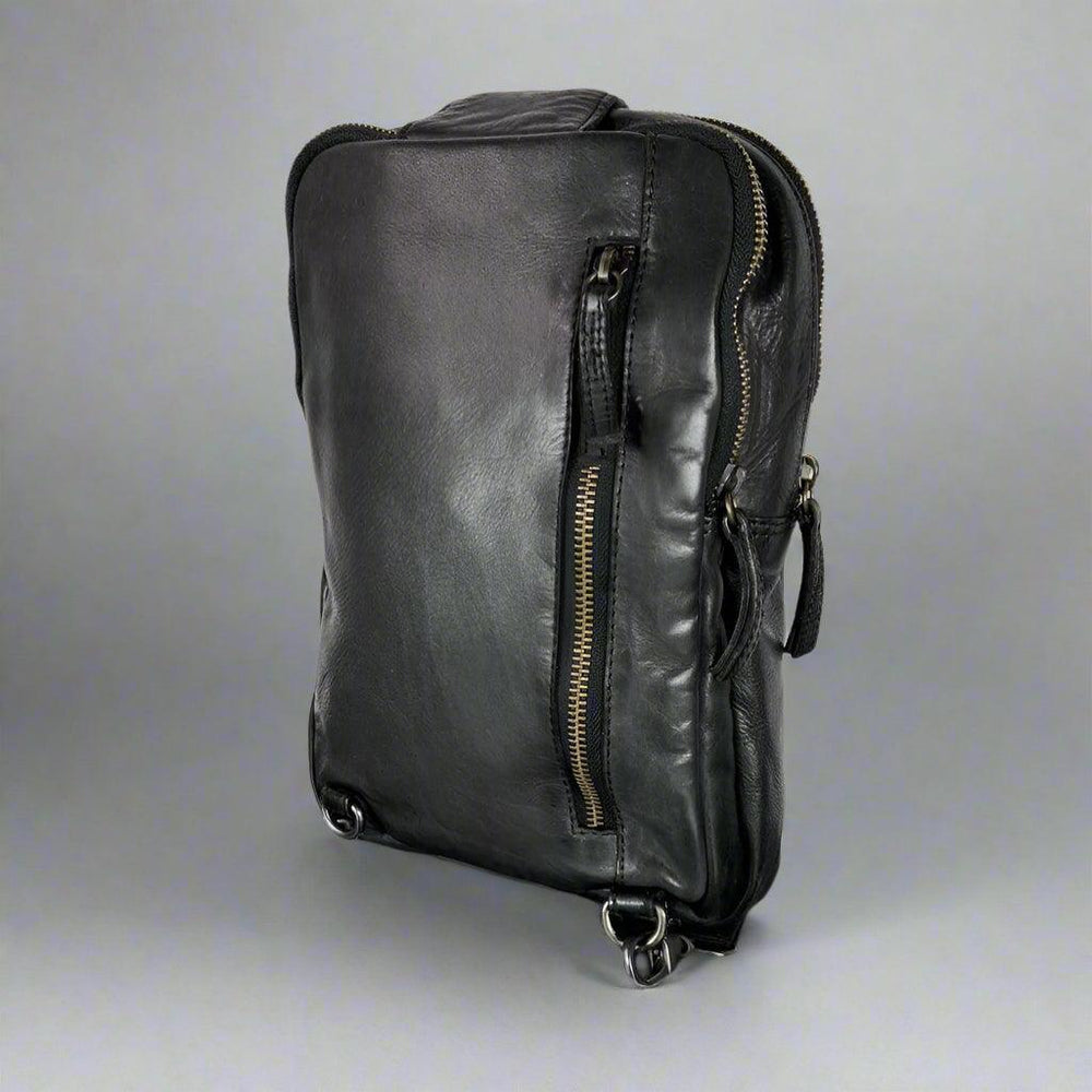 Sacoche avant en cuir MET et sac à dosEX-STOCK Canada
