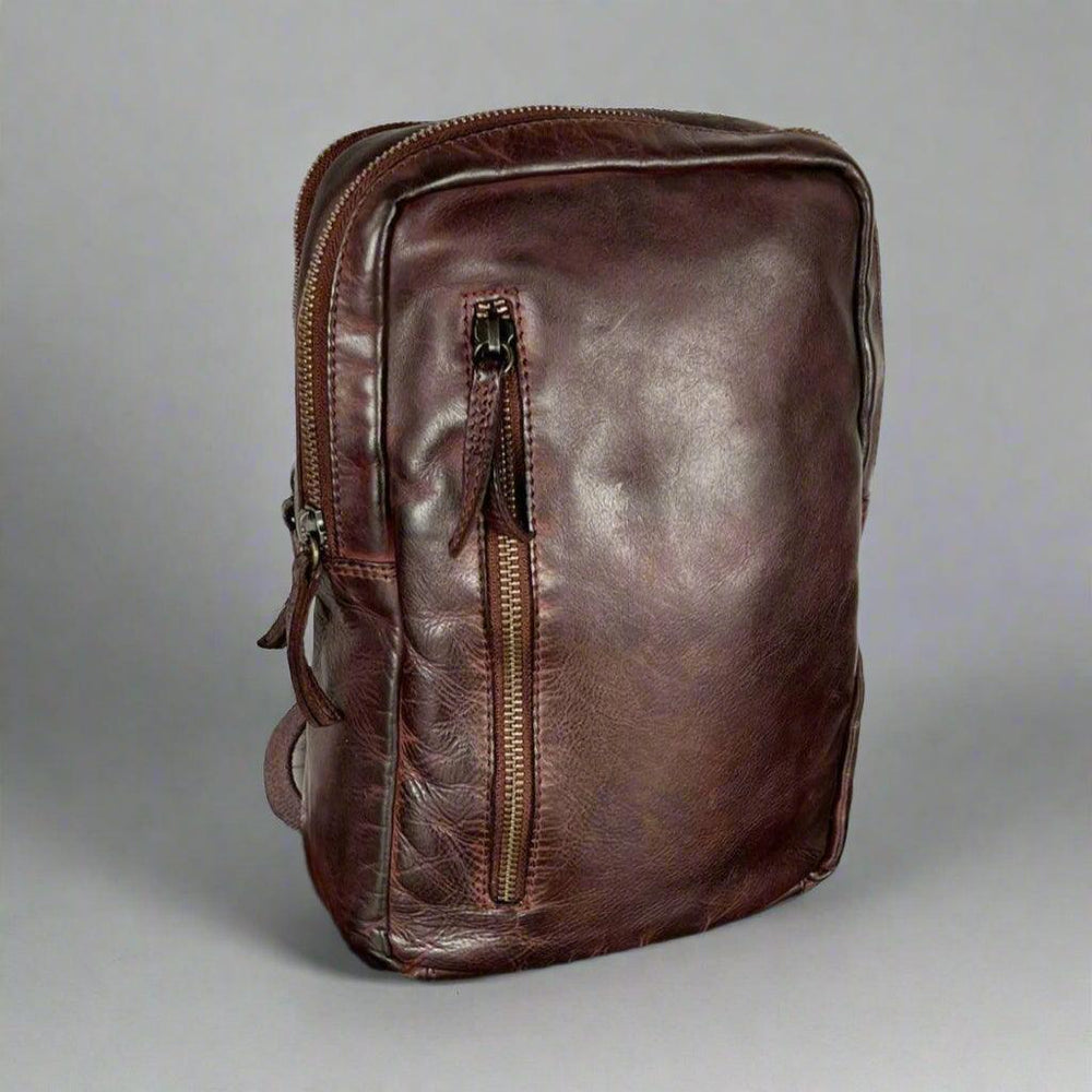 Sacoche avant en cuir MET et sac à dosEX-STOCK Canada