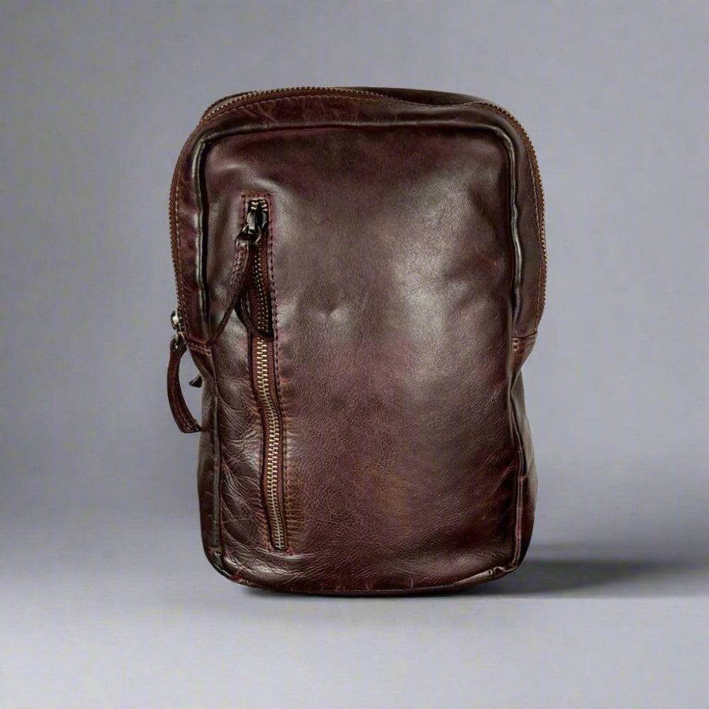 Sacoche avant en cuir MET et sac à dosEX-STOCK Canada