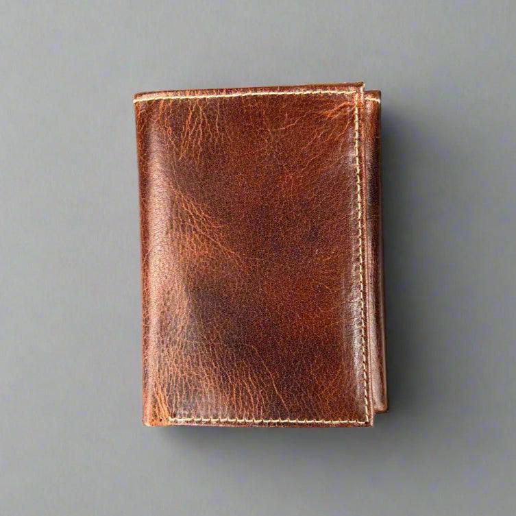 Portafoglio Trifold Slim da Uomo in Pelle di VacchettaEX-STOCK Canada