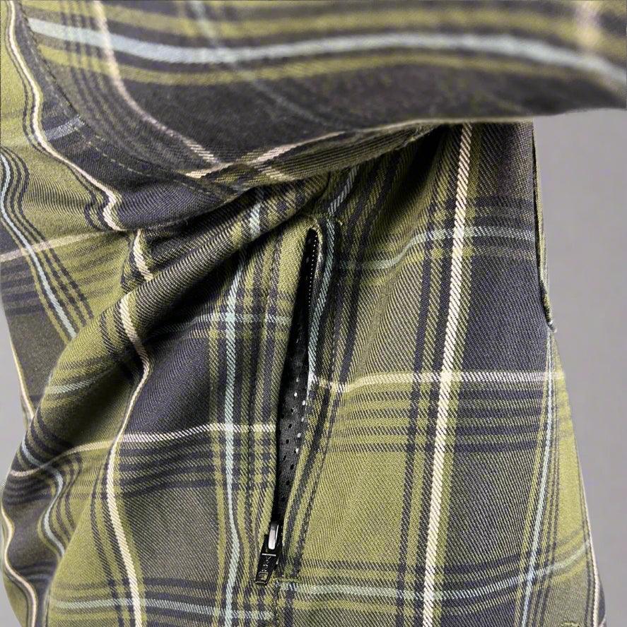 Chemise blindée pour homme avec capuche amovibleEX-STOCK Canada
