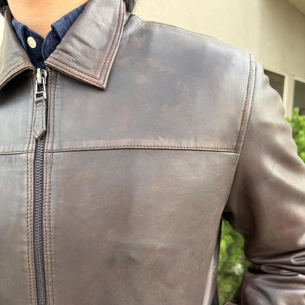 Veste pour homme en cuir d'agneau. Coupe classique marron avec fermeture éclair complète et poches latéralesEX-STOCK Canada