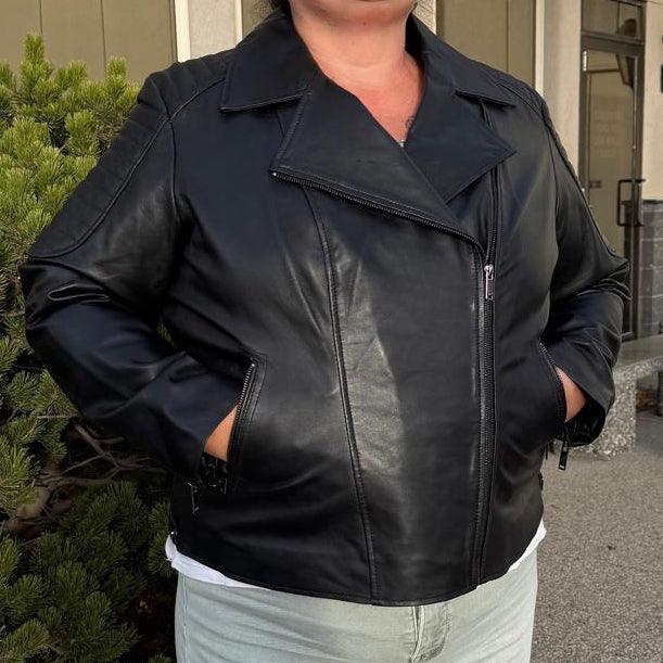 Damen-Lammleder-Bikerjacke mit gesteppter, gerippter SchulterpartieEX-STOCK Canada