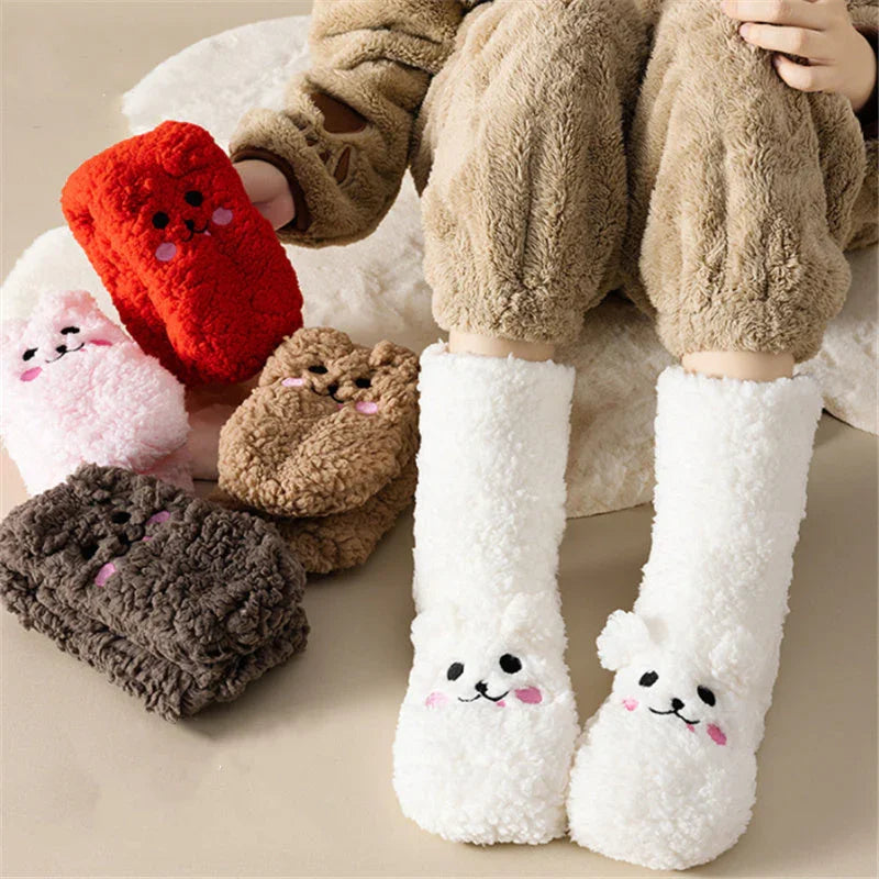 Winter-Bodensocken Samt Verdickte Warme Korallsamt Süsse Socken Japanischer Stil Hausschuhe Rutschfeste Socken Neujahrsgeschenke WintergadgetsEX-STOCK Canada