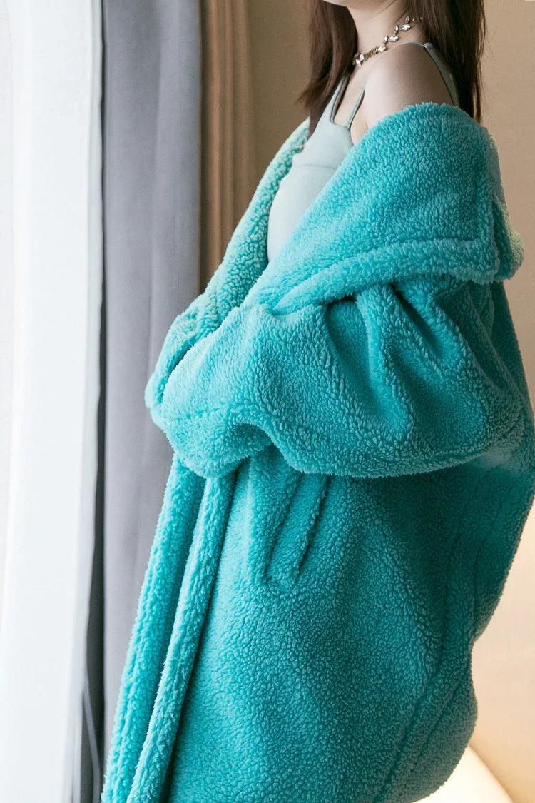 Manteau en peluche pour femmes, long manteau en agneau, hiverEX-STOCK Canada