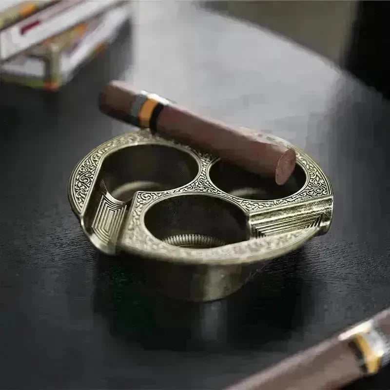 Three-slot Retro Metal Easy-to-clean Cigar Ashtray - EX-STOCK CANADA