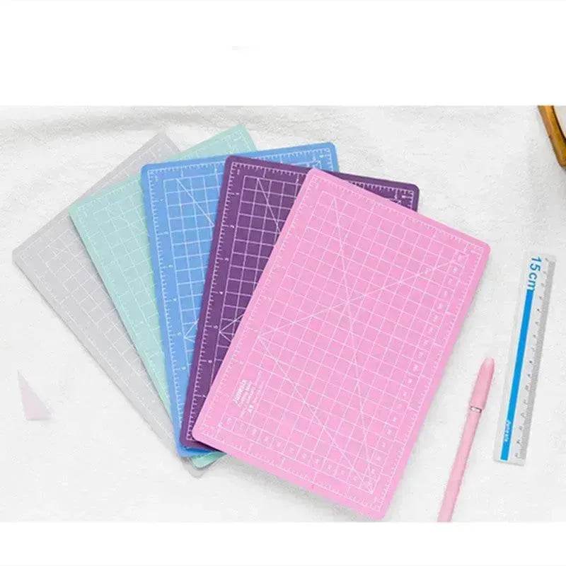 Art Pen Knife Cutting Board Set - EX-STOCK Canada