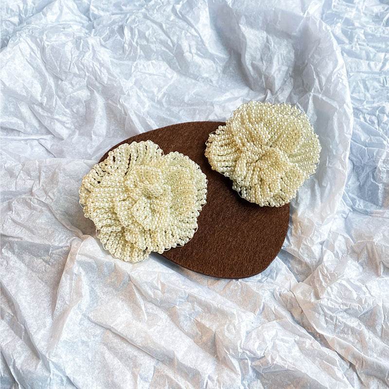 Bridal Beautiful Flowers Handmade Beaded Pearl Earrings - EX-STOCK Canada