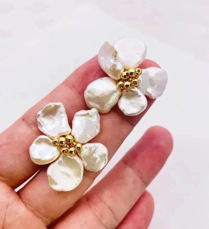 Baroque Pearl Earrings Female European And American Temperament Personality Flower Stud Earrings - EX-STOCK Canada