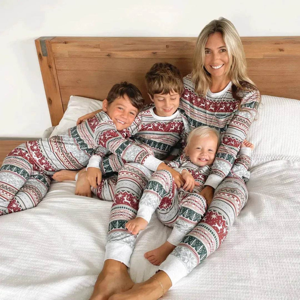 European And American Christmas Homewear Family Set Pajamas - EX-STOCK Canada