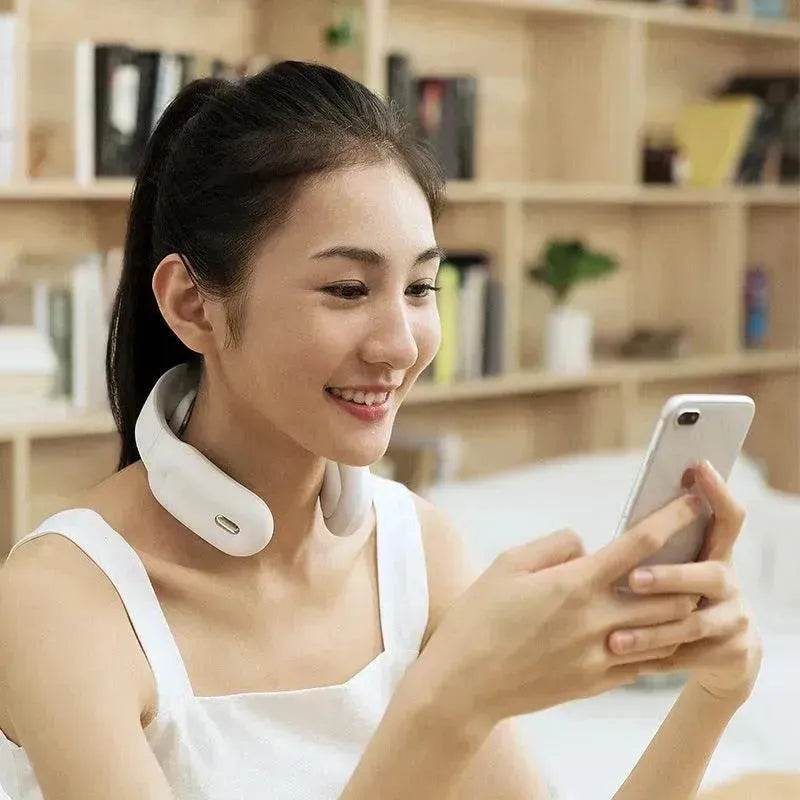 Cervical & Shoulder Massager Intelligent Remote Control - EX-STOCK Canada