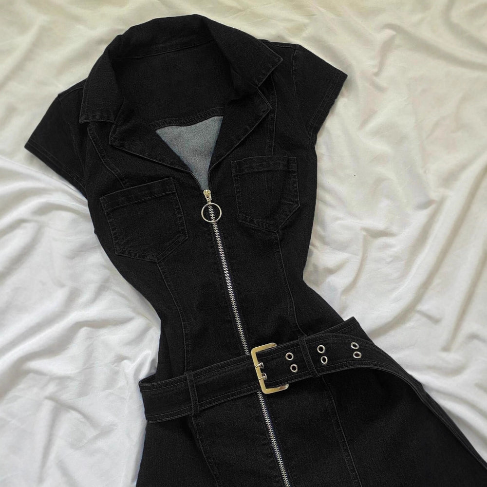 Retro ärmelloses Jeanskleid für mutige, schicke Mädchen