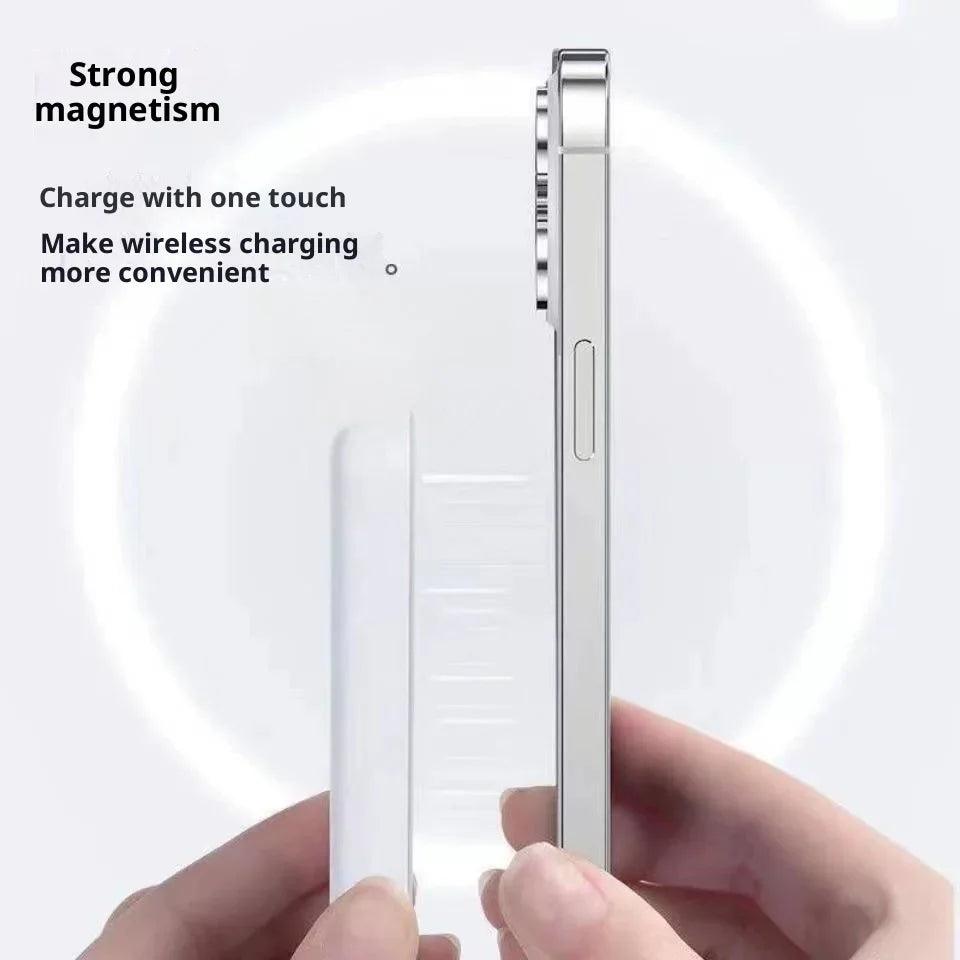 Power Bank Wireless Magnetico a Ricarica Rapida BidirezionaleEX-STOCK Canada