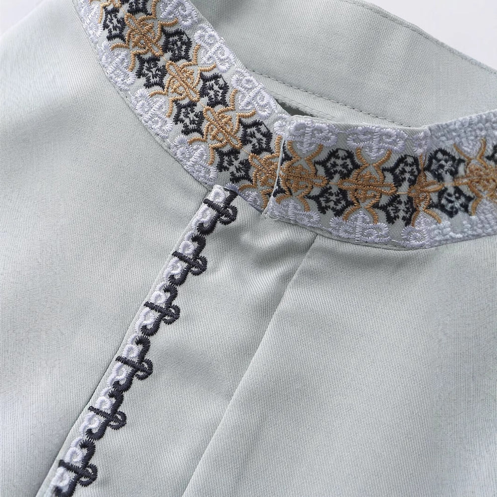 Muslim Men's Clothing Loose Lapel Fashion Robe - EX-STOCK Canada