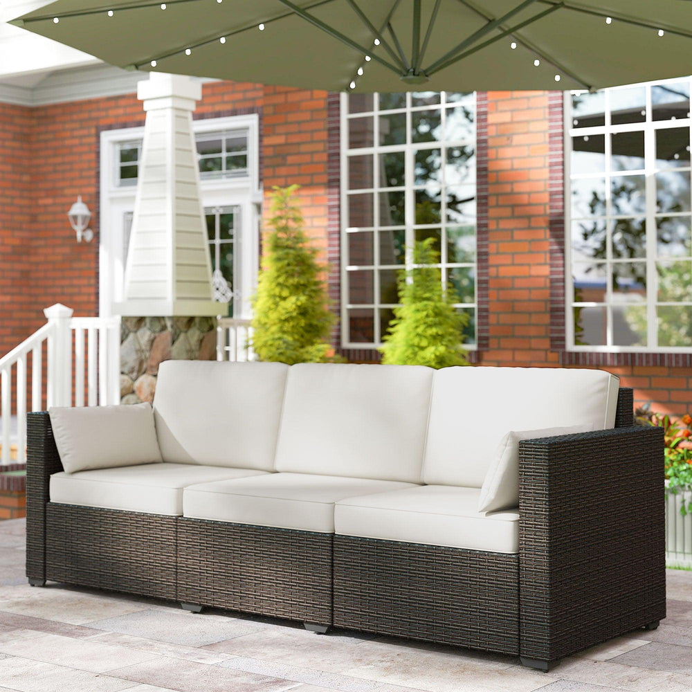 Sofá de Patio PE Mimbre de Asiento Profundo Para Exterior con Cojines Removibles, Sofá de Ratán de 3 Plazas, Muebles de Exterior para Balcón, Terraza, Jardín y Alrededor de la Piscina, Blanco CremaEX-STOCK Canada