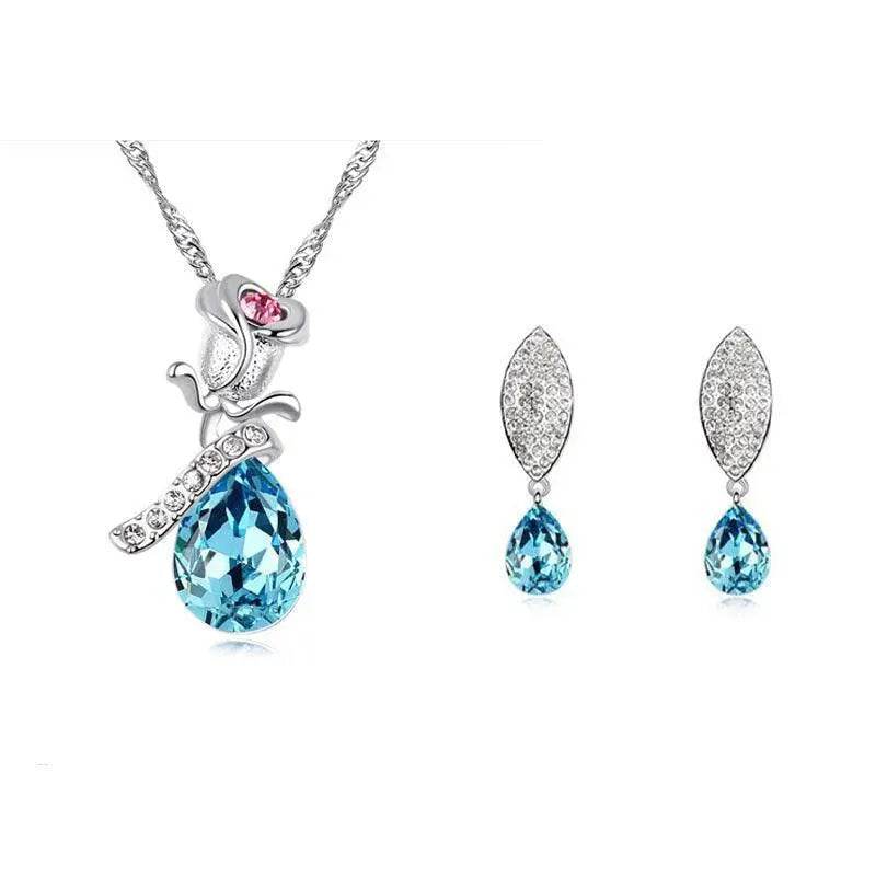 Enamored Rose Crystal Pendant Necklace Set - EX-STOCK Canada