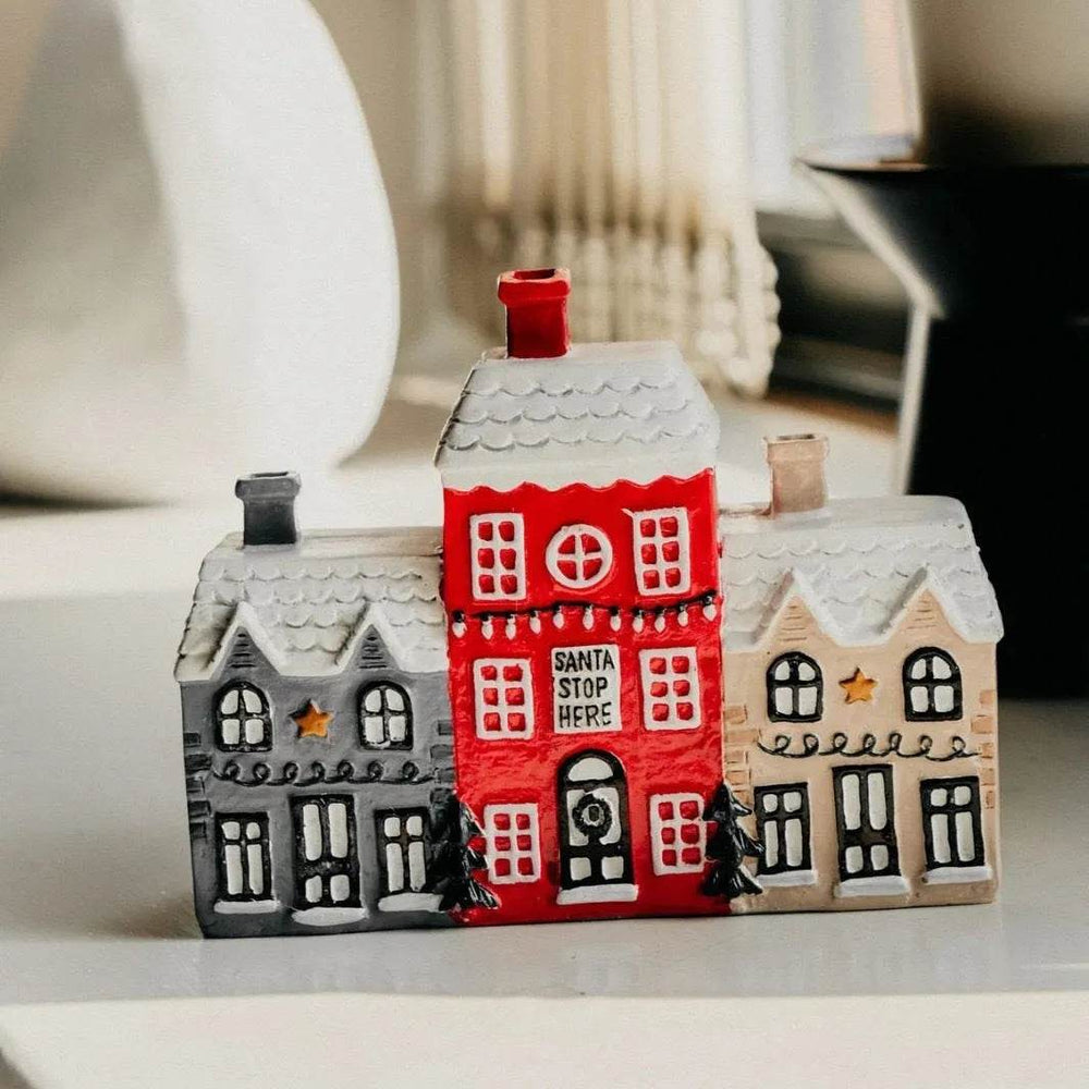 Christmas Small House Decorations Resin Winter Incense Cone Burner Decoration Landscape Decorative Gift - EX-STOCK Canada