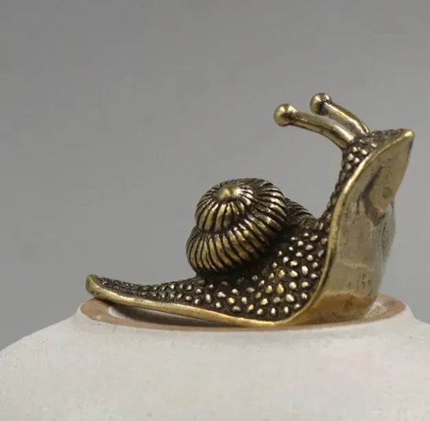 metal snail garden ornament home indoor and outdoor decors - EX-STOCK Canada