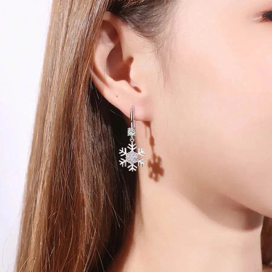 Temperament Snowflake Earrings With Rhinestones Fashion Personalized Christmas Earrings For Women Jewelry - EX-STOCK Canada
