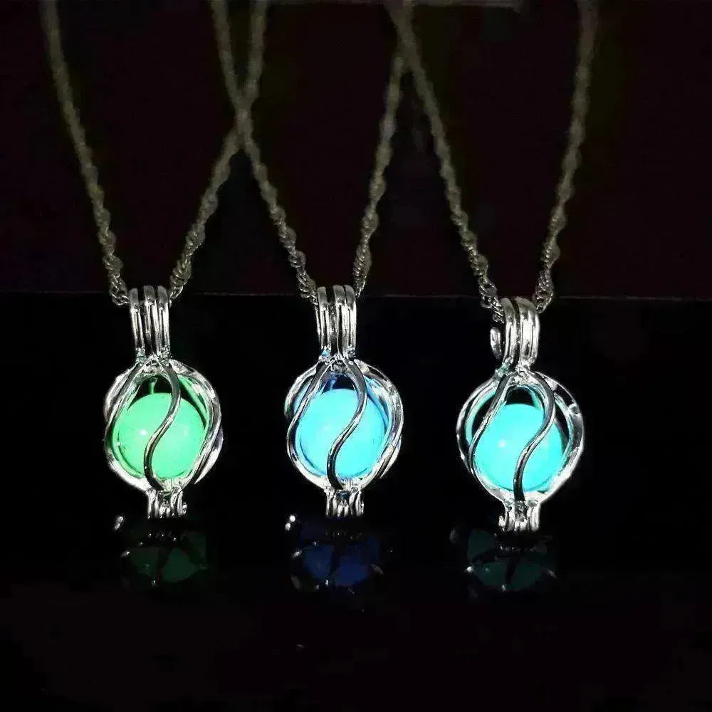 Fluorescent Stone Three-dimensional Planet Noctilucent Necklace - EX-STOCK CANADA
