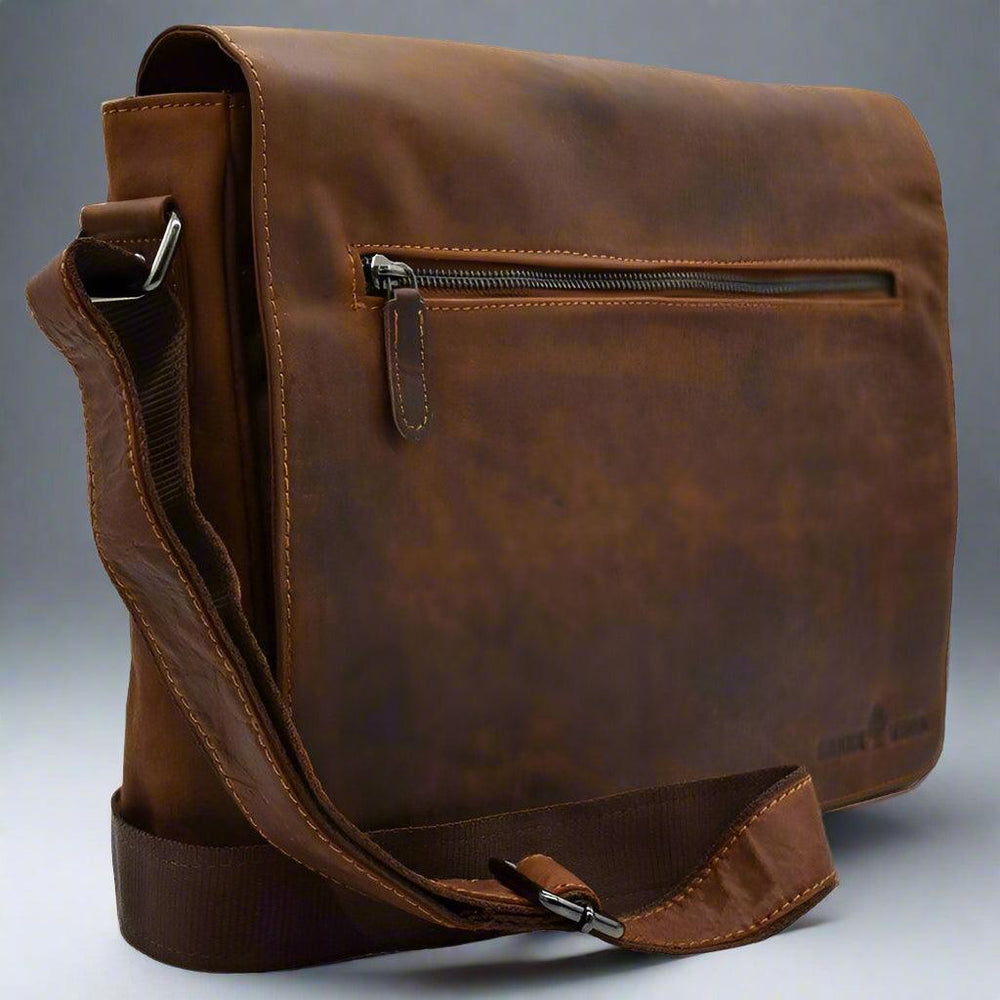Borsa per Laptop in Pelle Greenwood. Borsa Messenger in Pelle Cerata Premium Pull-Up