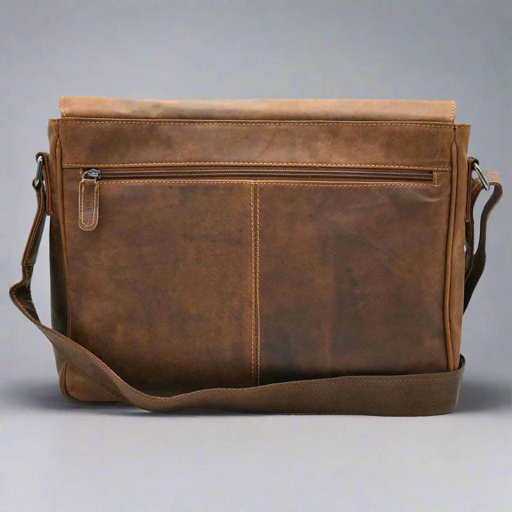 Borsa per Laptop in Pelle Greenwood. Borsa Messenger in Pelle Cerata Premium Pull-Up
