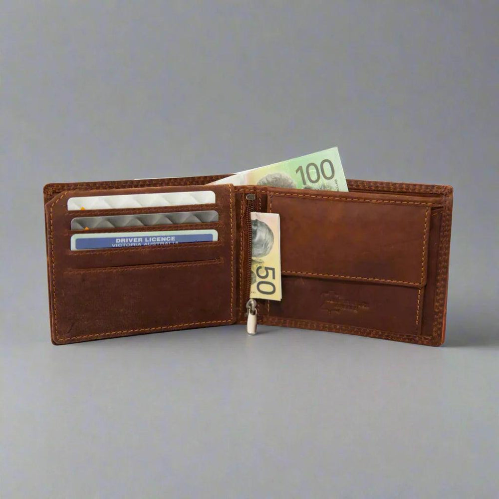 Portafoglio da uomo in pelle Greenwood. Pelle Oil Pull-Up con blocco RFIDEX-STOCK Canada