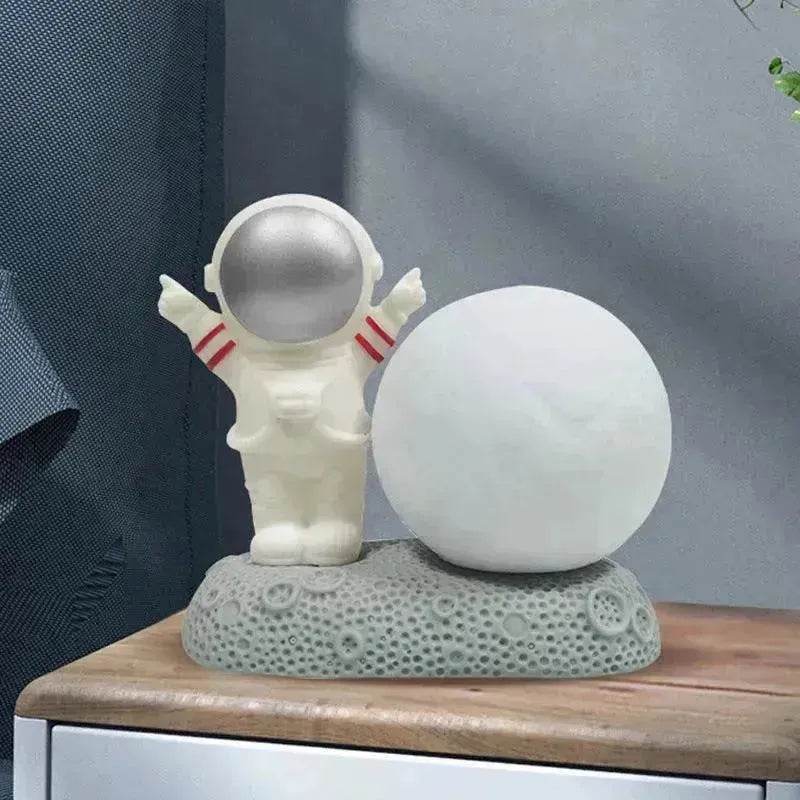 Modern Creative Astronaut Small Night Lamp Decoration Net Red Room Bedside Desktop Layout Small Desk Lamp Home - EX-STOCK Canada