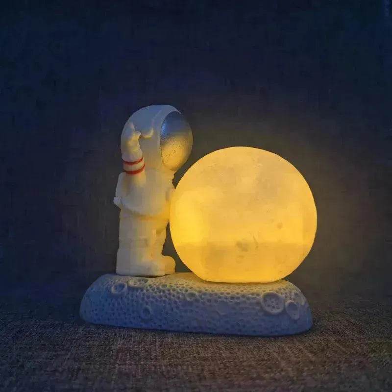 Modern Creative Astronaut Small Night Lamp Decoration Net Red Room Bedside Desktop Layout Small Desk Lamp Home - EX-STOCK Canada