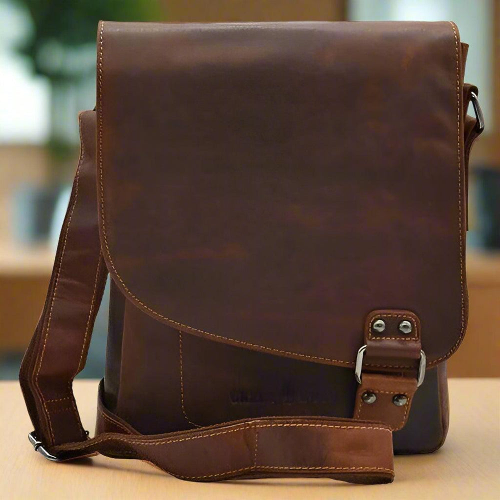 Sac messager en cuir GreenwoodEX-STOCK Canada