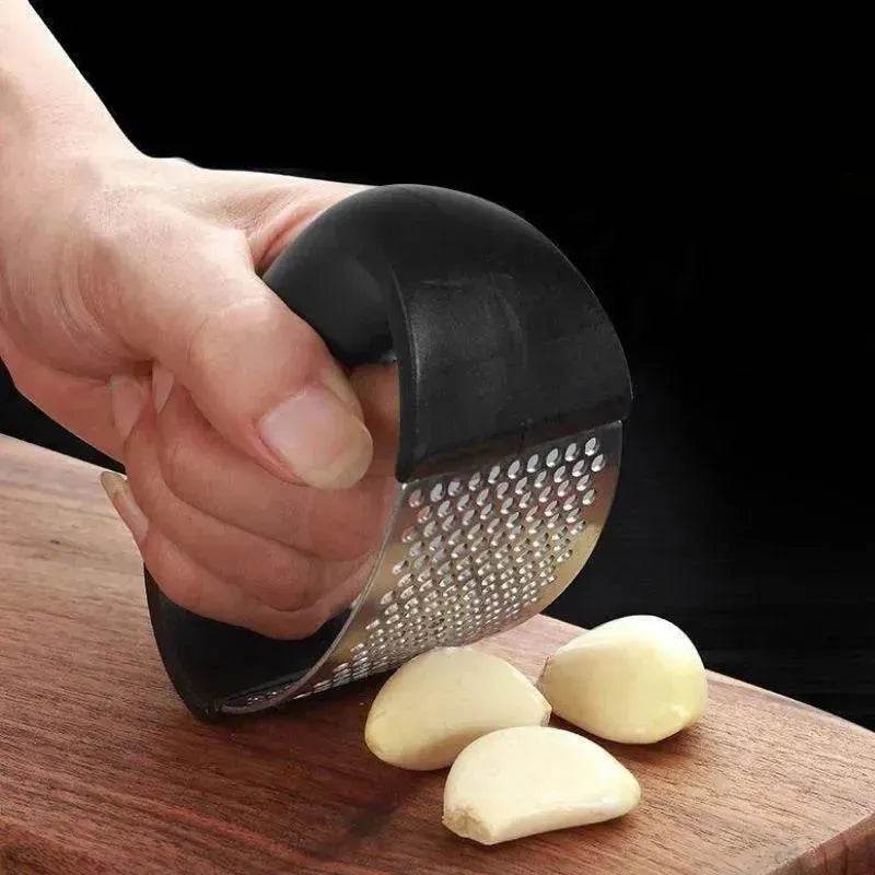 Stainless Steel Garlic Masher Garlic Press Household Manual Curve Fruit Vegetable Tools Kitchen Gadgets - EX-STOCK Canada