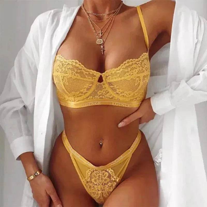 Three-point Lingerie Charming - EX-STOCK Canada