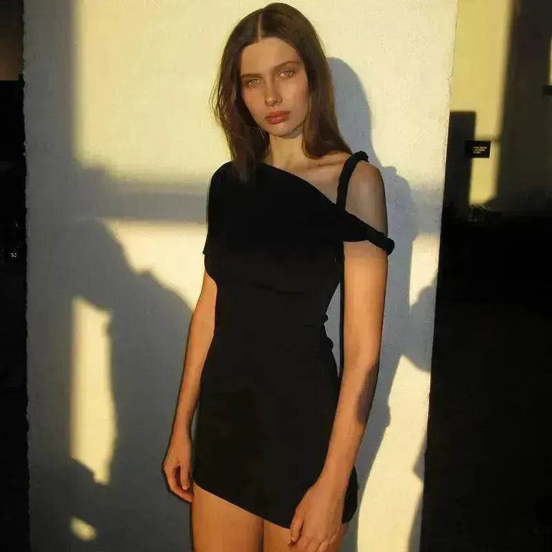 Women's Slim Hip Dress Summer Fashion One-shoulder Short Sleeve Solid Color Mini Dress - EX-STOCK Canada