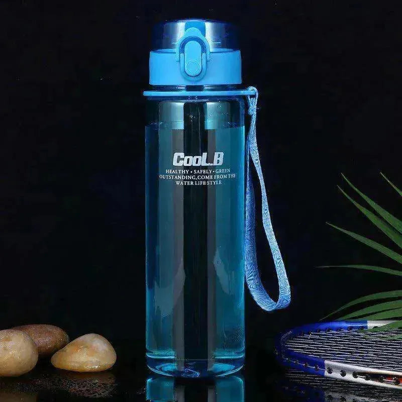 Gobelet d'eau en plastique givré avec couvercle à ressort - EX-STOCK CANADA